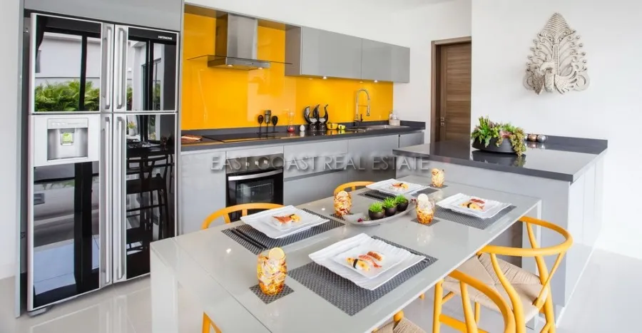 Amaya Hill photo 12