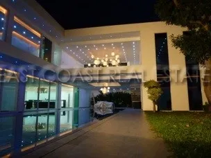Pratumnak Villa