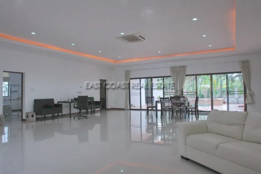 Regent Estate 2
