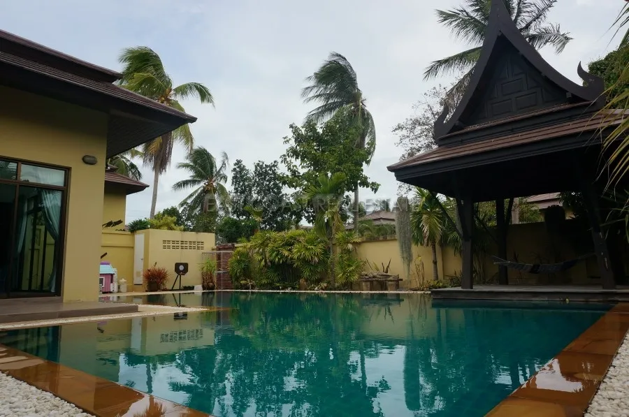 Grand Garden Home