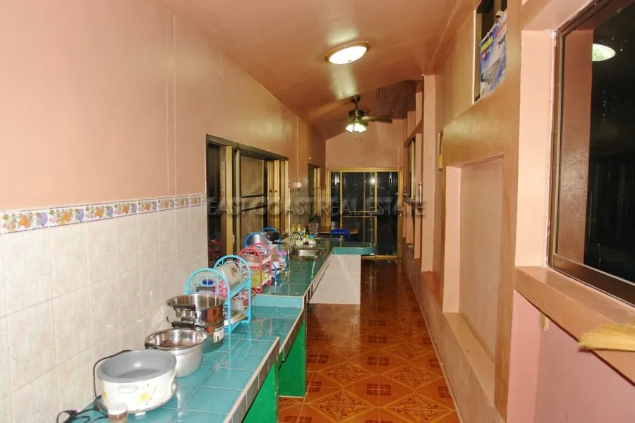 Paradise Hill 2 photo 17
