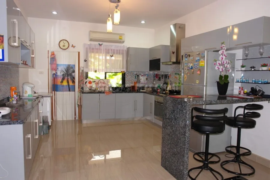 Baan Dusit Pattaya Lake 2 photo 13