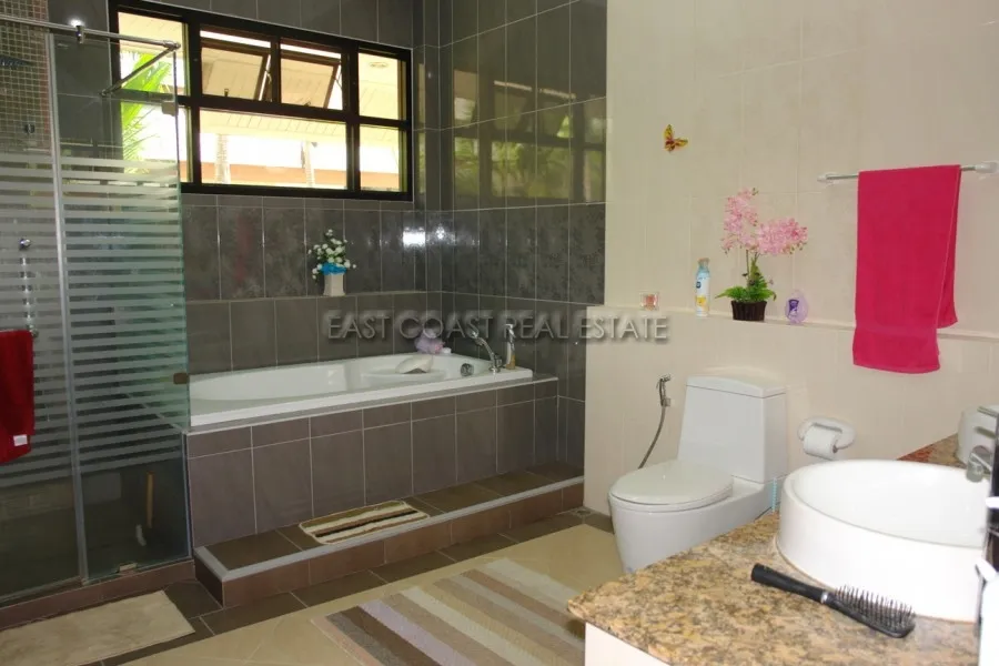 Baan Dusit Pattaya Lake 2 photo 12