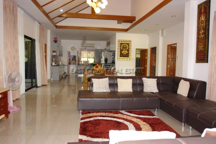 Baan Dusit Pattaya Lake 2 photo 16