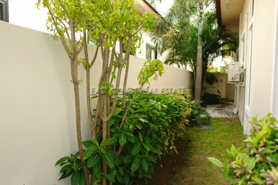 Classic Garden Home photo 5