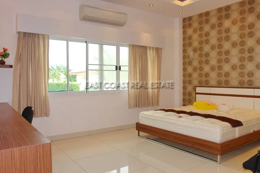 Baan Dusit Pattaya Lake 2 photo 7