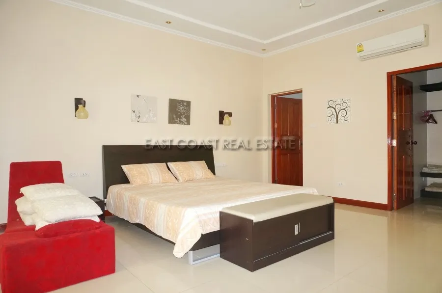 Foxlea Villa photo 23