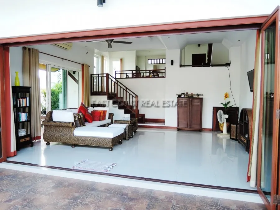 Jomtien Yacht Club PRICE SLASHED photo 17