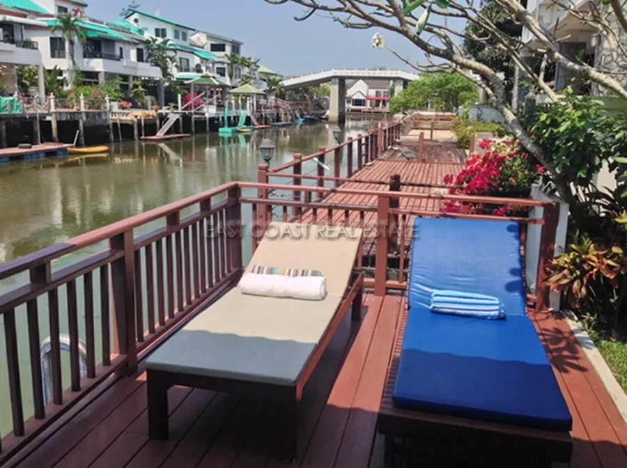 Jomtien Yacht Club PRICE SLASHED