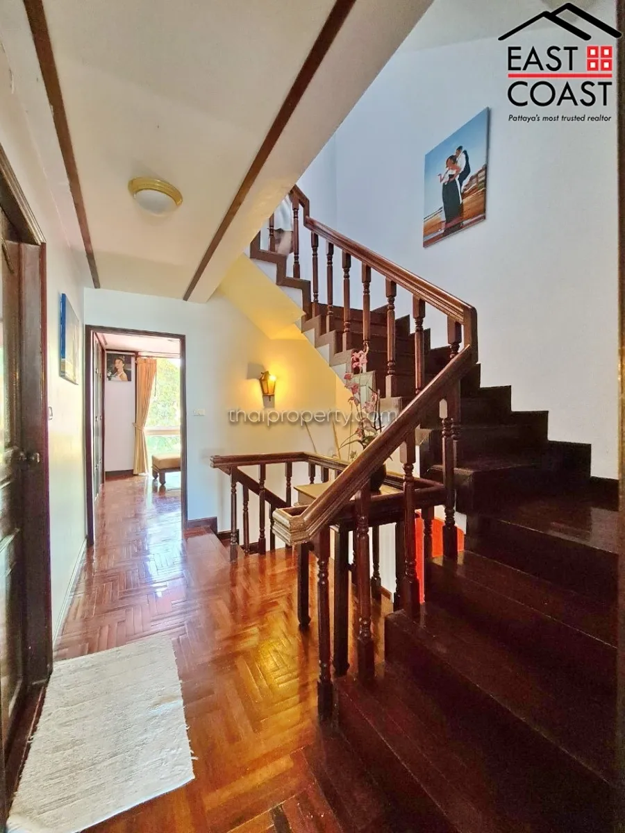 Pratumnak 3 Storey House photo 25