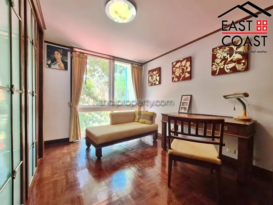 Pratumnak 3 Storey House photo 26