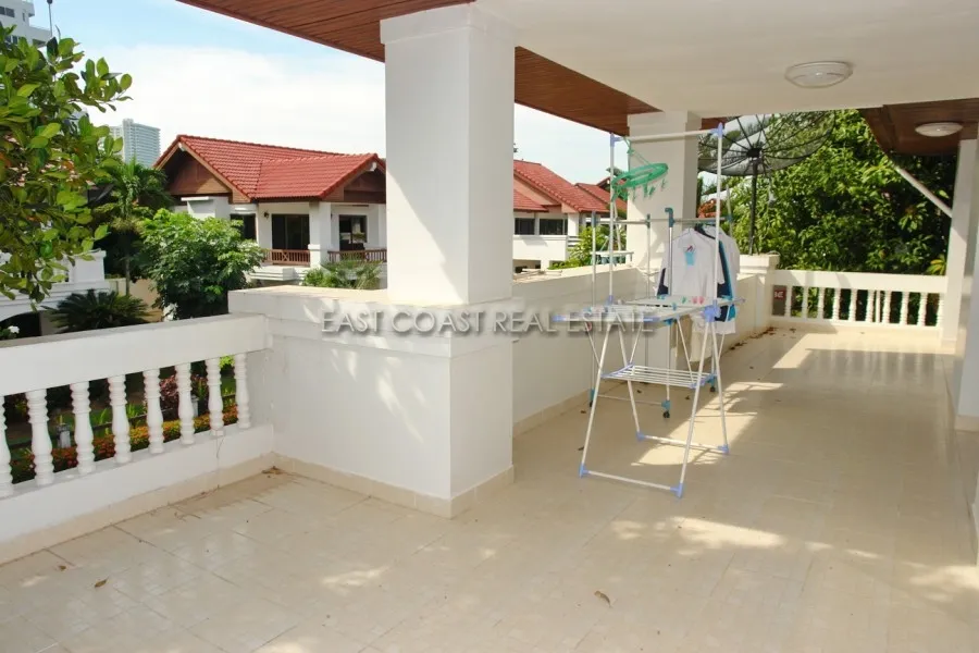 Hin Wong Nivate photo 19
