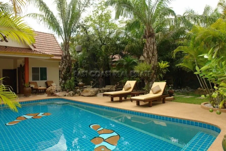 Huay Yai Manor photo 5