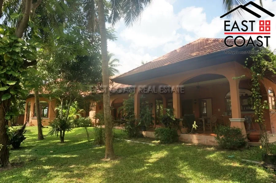 Huay Yai Manor House