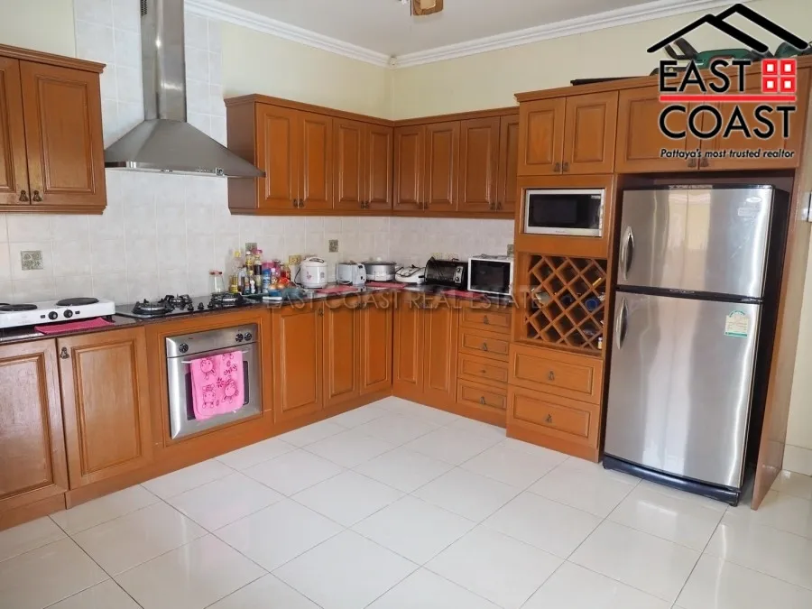 Private House at Nong Pla Lai photo 21