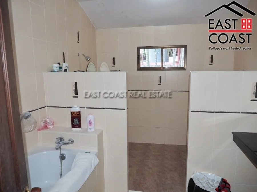 Private House at Nong Pla Lai photo 14
