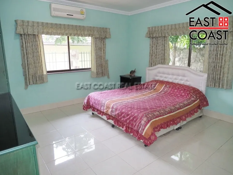 Private House at Nong Pla Lai photo 19