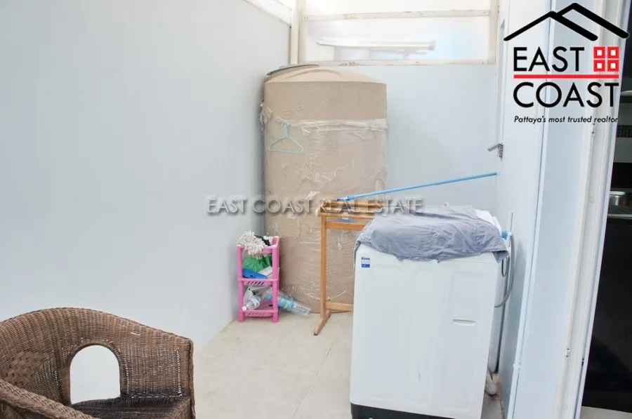 Wan Thip 5 photo 15
