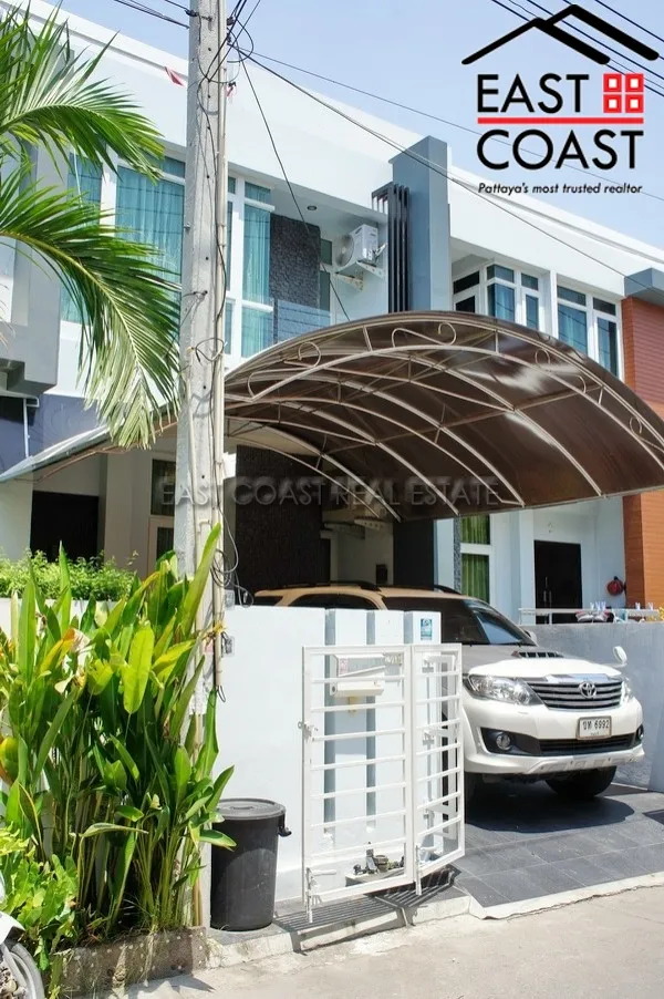 Wan Thip 5 photo 3