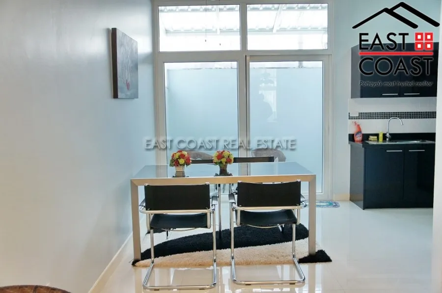 Wan Thip 5 photo 6