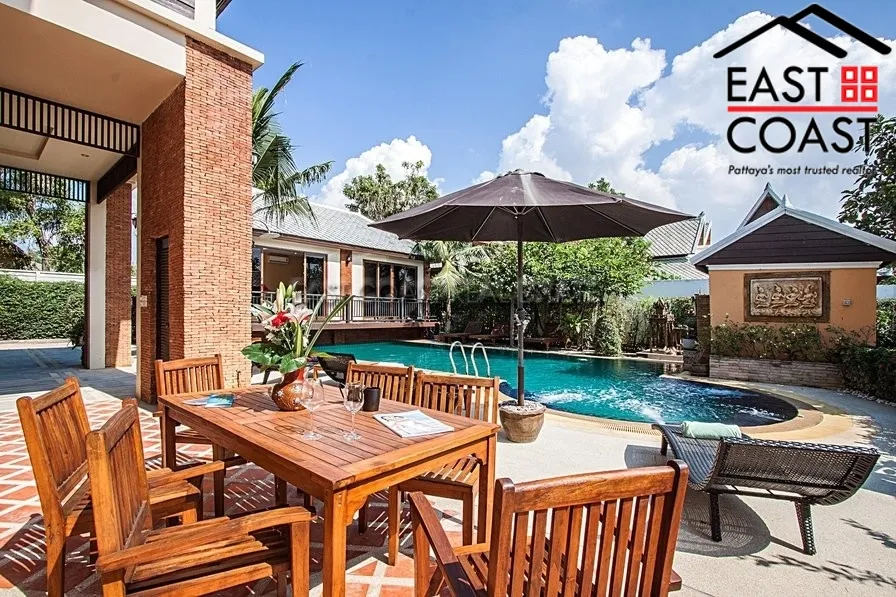 Beverly Thai House Pool Villa photo 8