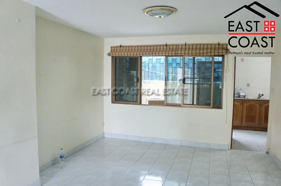 Townhouse Jomtien Soi 1 photo 11