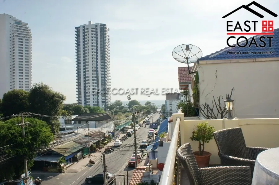House Pratumnak 5 photo 3