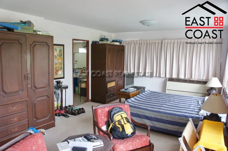 Grand Condo photo 21