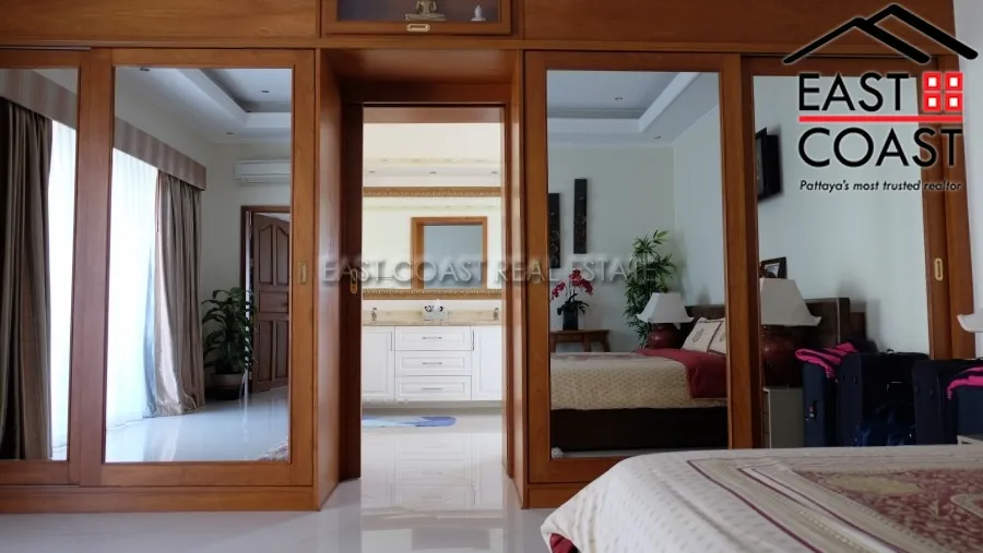 Pratumnak Mansion photo 37