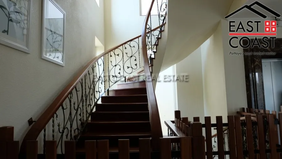 Pratumnak Mansion photo 20