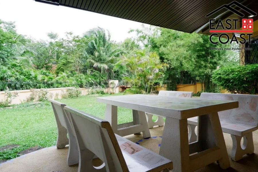 Pattaya Land And House photo 13