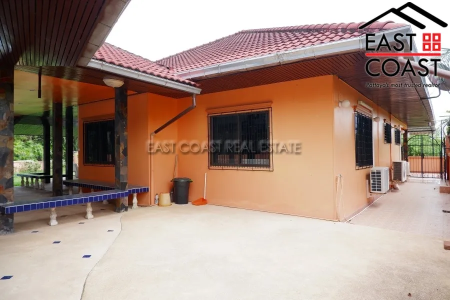 Pattaya Land And House photo 16