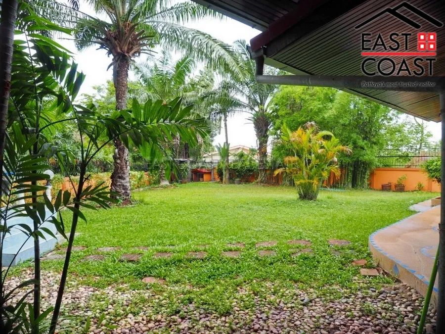 Pattaya Land And House photo 14