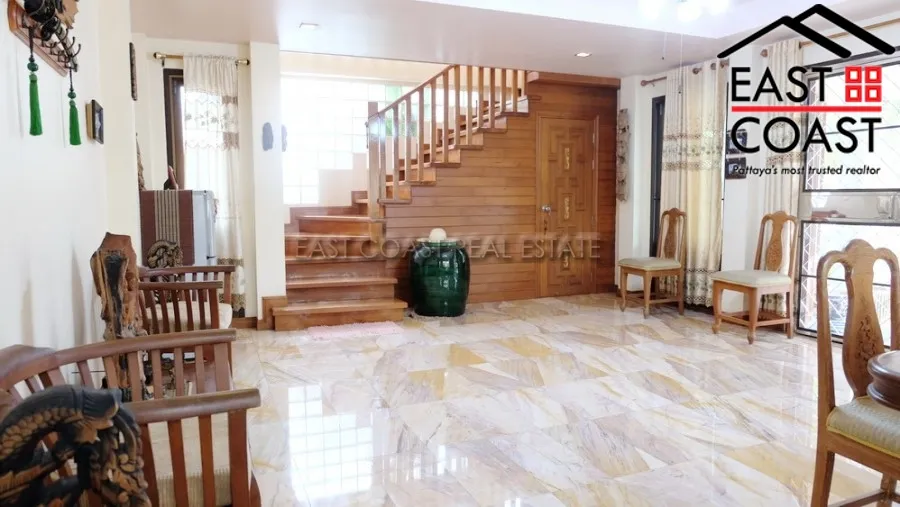 Private 4 Bedroom photo 18