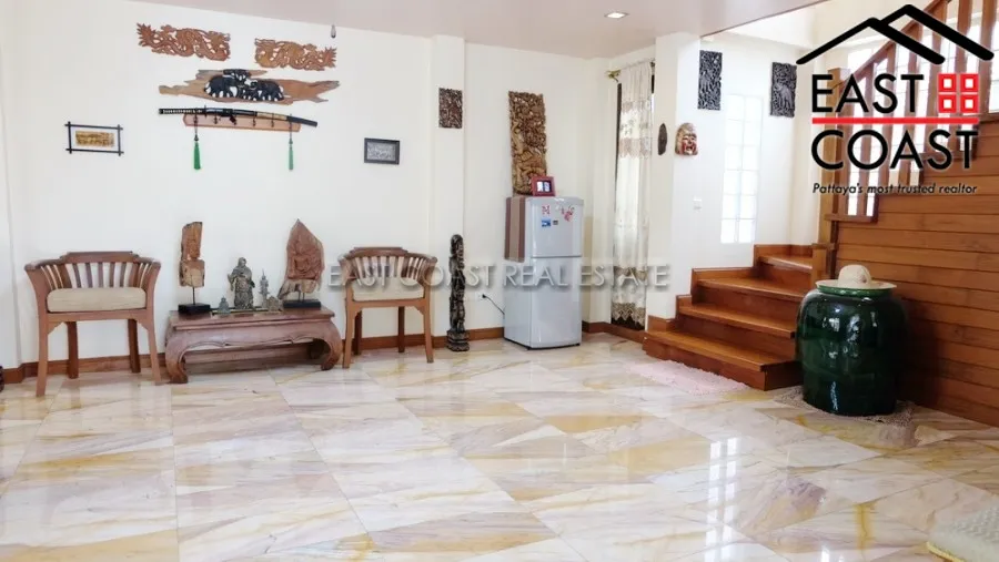 Private 4 Bedroom photo 17