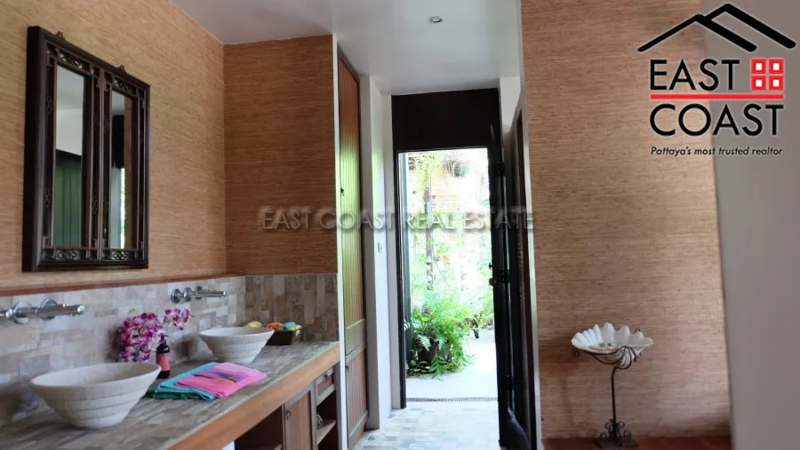 Garden Villa photo 37