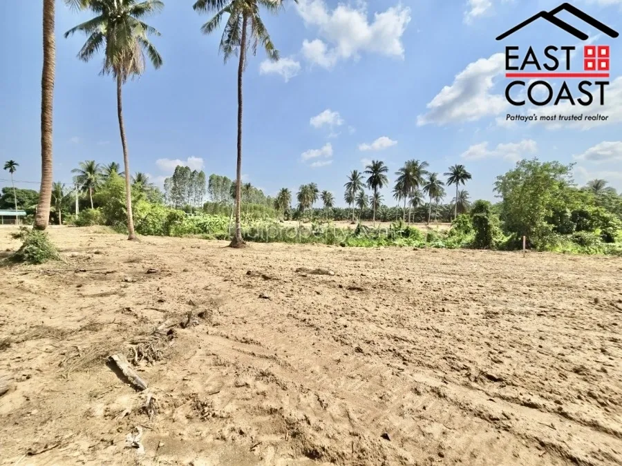 Huay Yai Land - Selection of Various Plots + Price photo 9