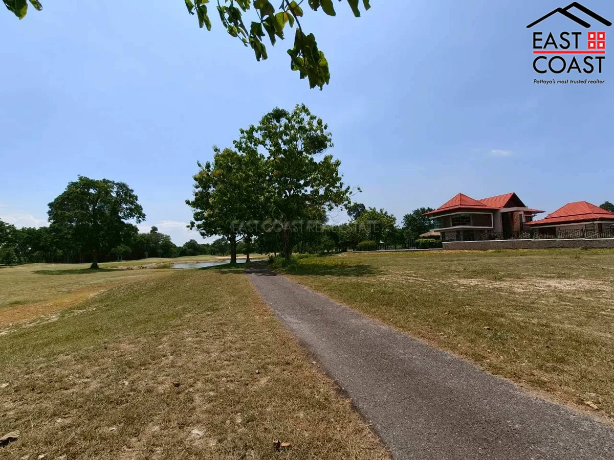 Land Phoenix Golf Course photo 4