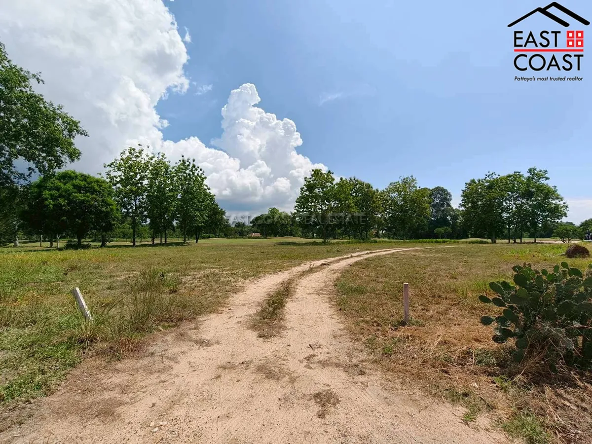 Land Phoenix Golf Course photo 5