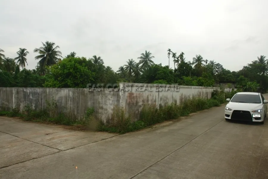Huay Yai Land photo 3