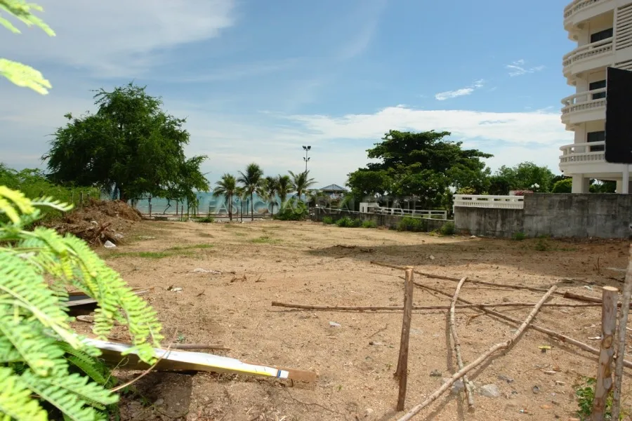 Beach Front Land Pratumnak photo 5