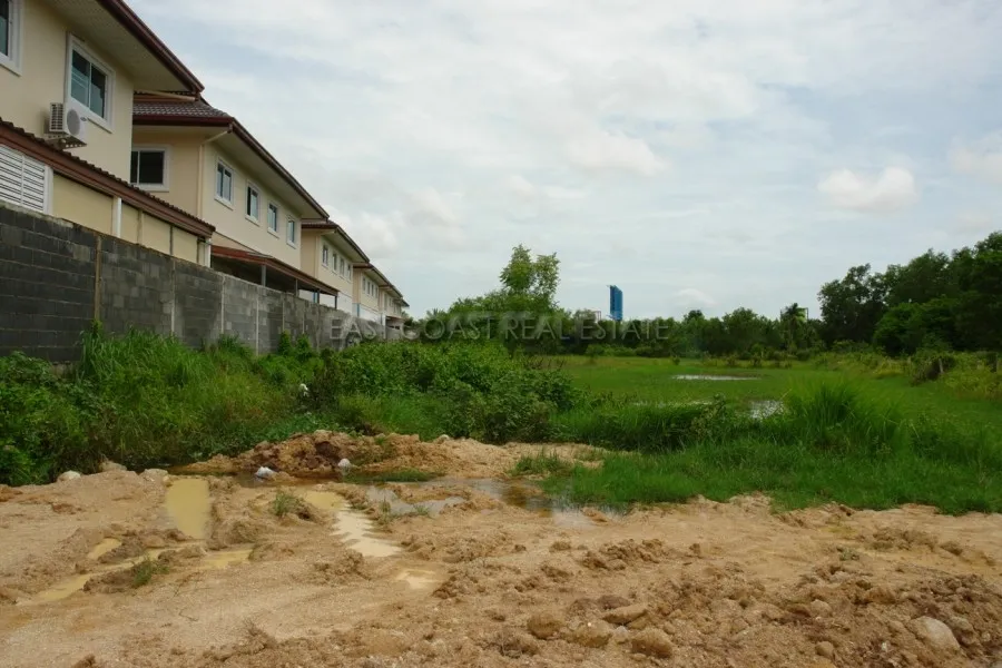 Land near Crocodile Farm photo 11
