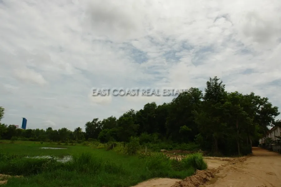 Land near Crocodile Farm photo 10