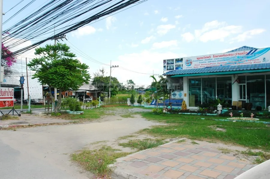 Land Sukhumvit