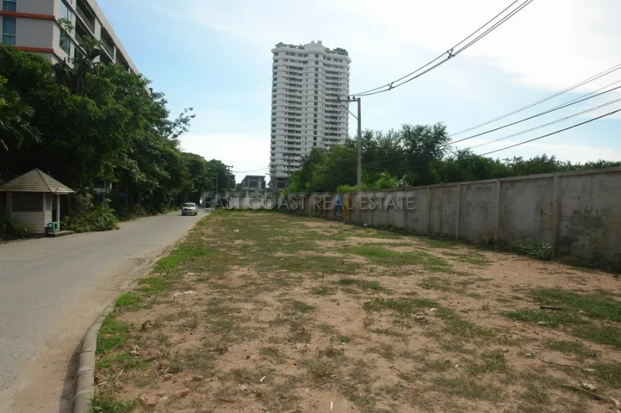 Land with building permits for condominium project photo 12