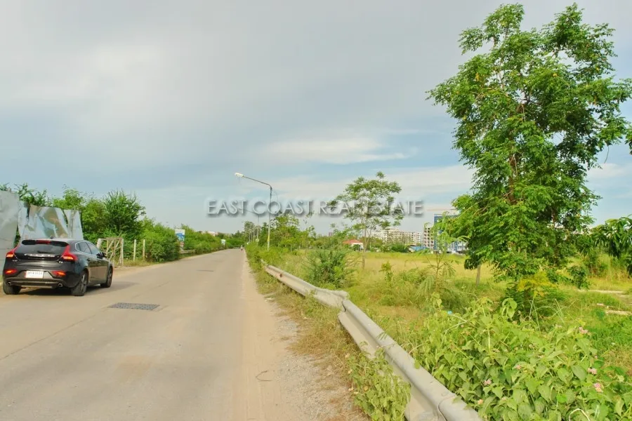 Land Jomtien photo 14