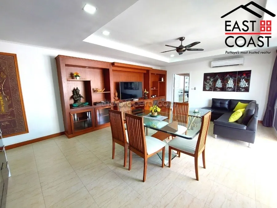 Jomtien Complex photo 5