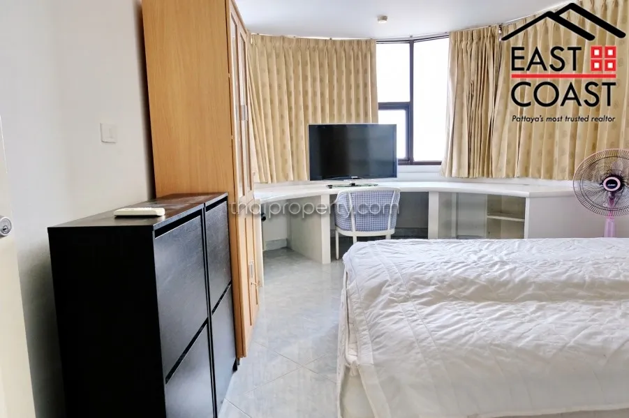 Jomtien Complex photo 18