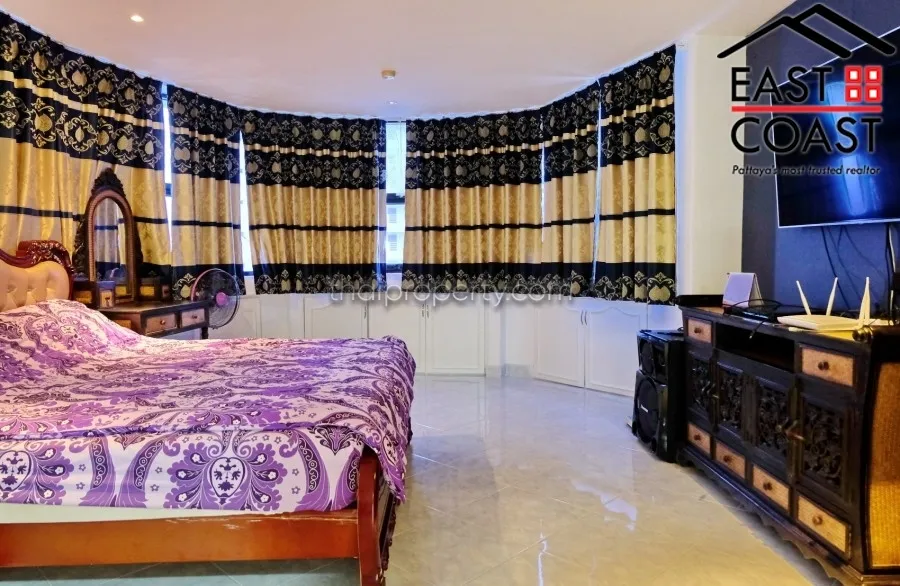 Jomtien Complex photo 13