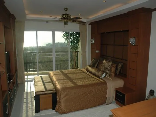 Northshore photo 8